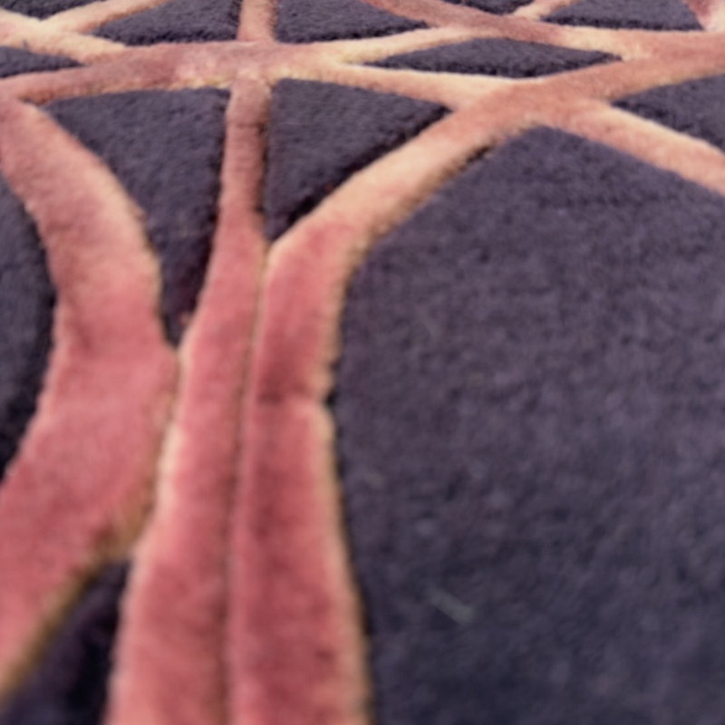 Tapis en laine mauve géométrique Fran, 5 pi x 7 pi 6 po