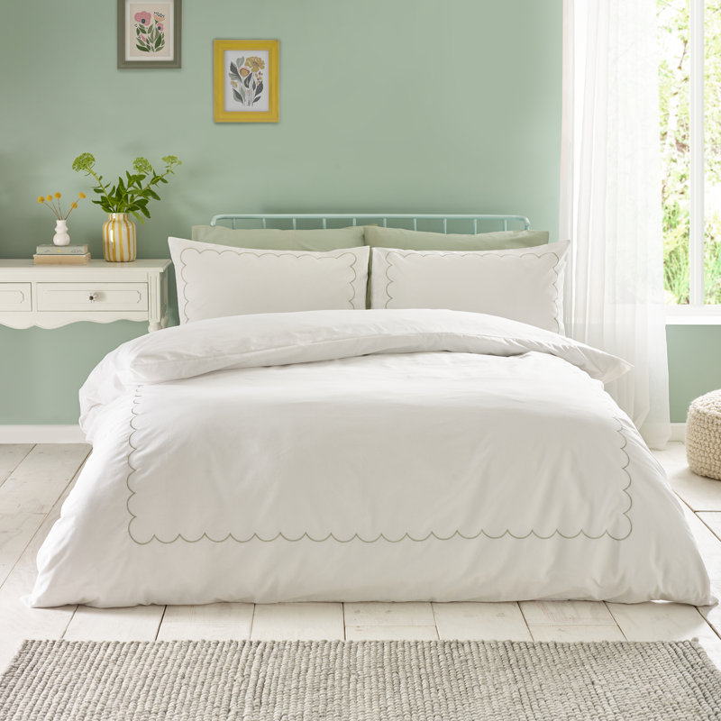 Scallop Border Embroidery Duvet Cover Set, Kingsize Duvet Cover + 2 Standard Pillowcases, Green