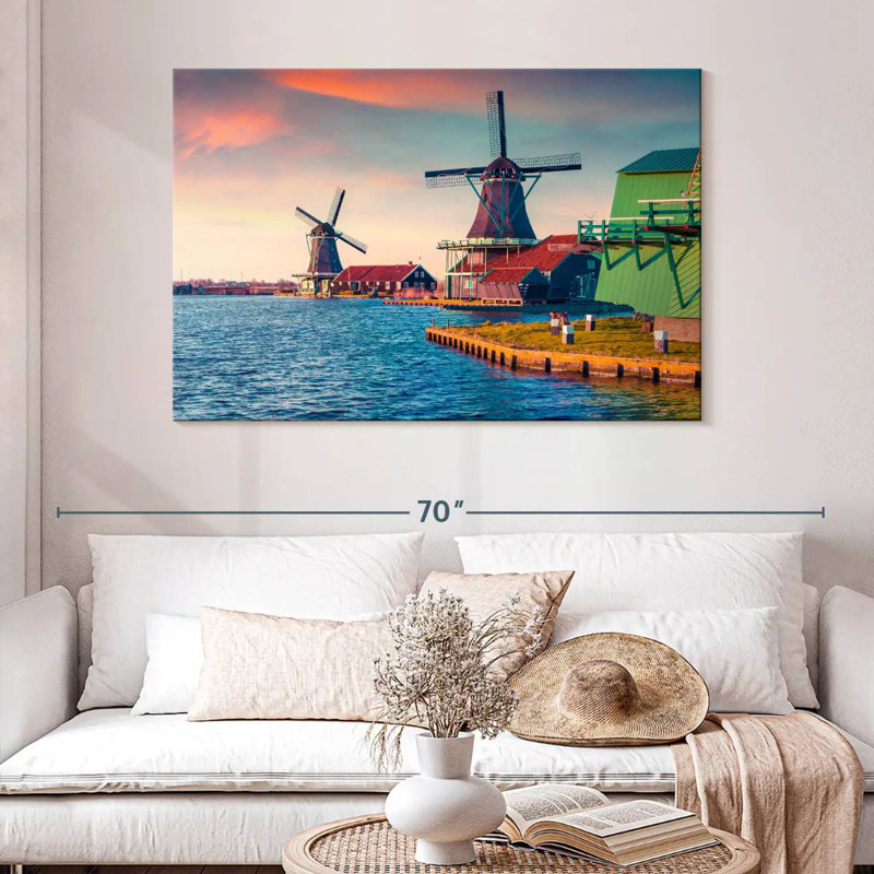 Sireci Windmills On Water
