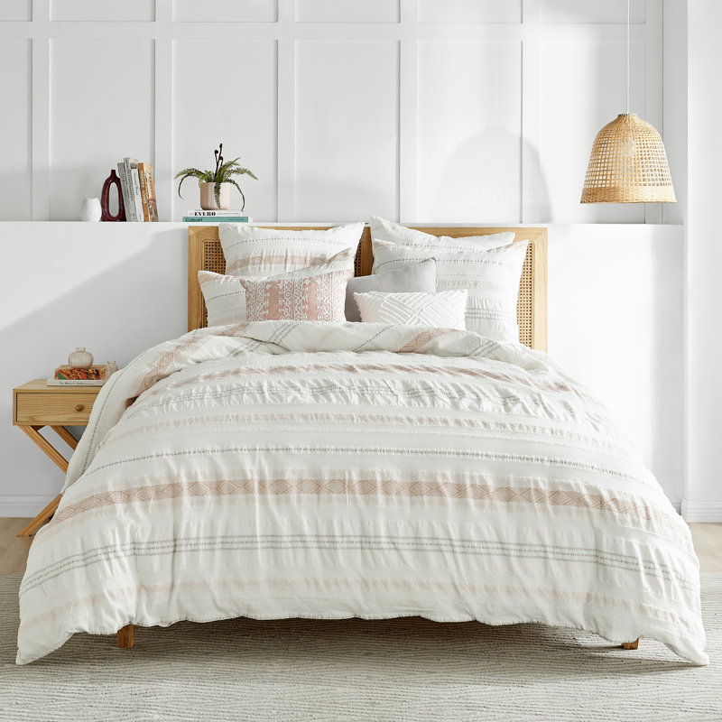 Pickford Blush 2pc Comforter Set, Queen Comforter + 2 Standard Shams