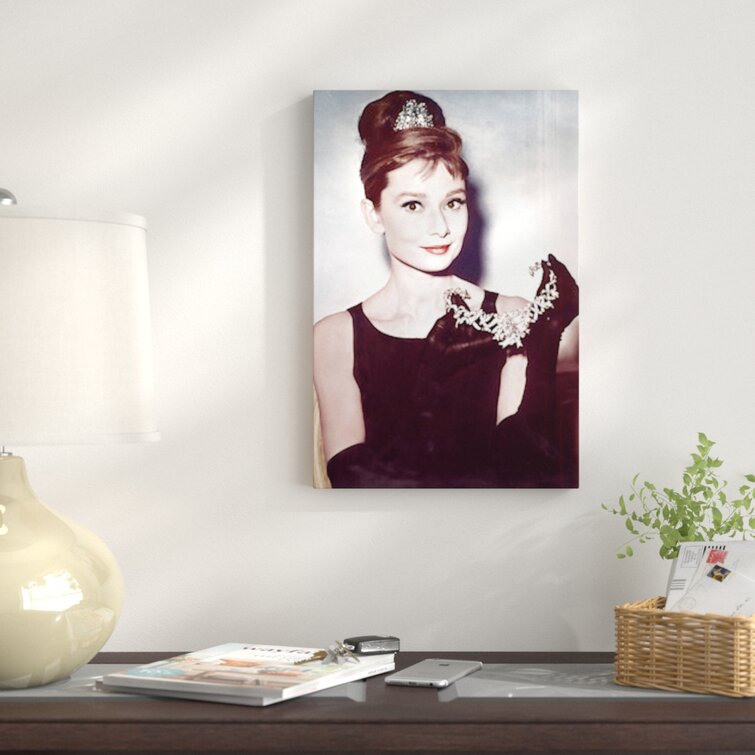 Audrey Hepburn Necklace | eBay