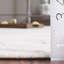 Tapis abstrait en laine / coton touffeté à la main en ivoire / gris clair Hitha-1780941