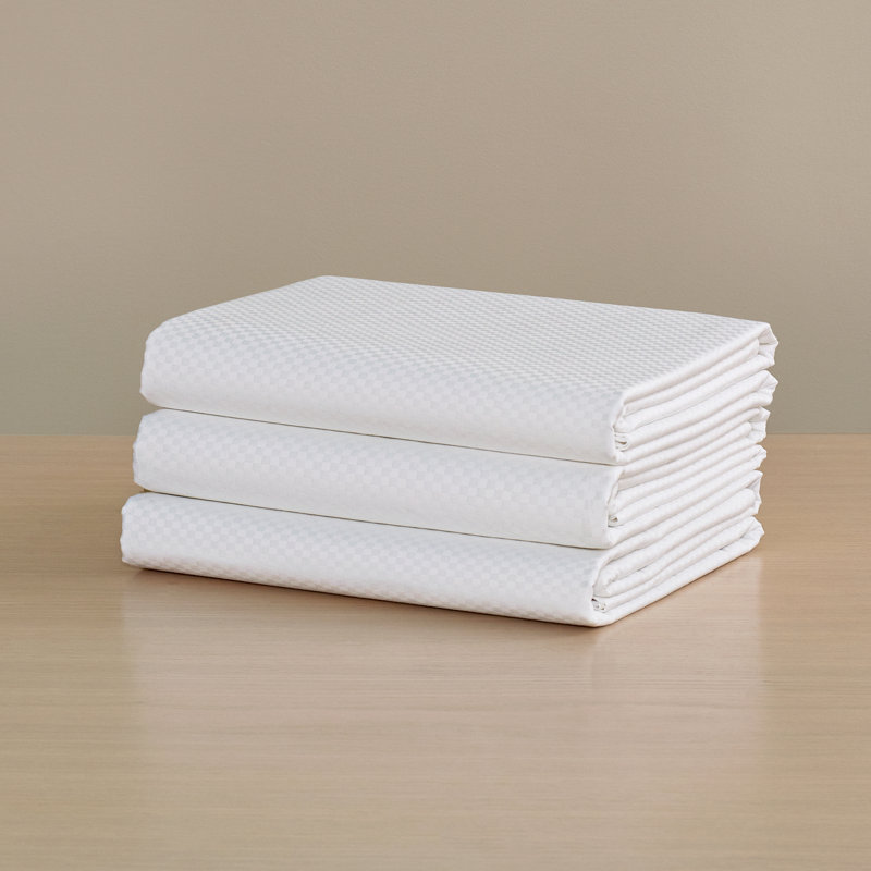 Sateen Checkered Fitted Sheet, Queen