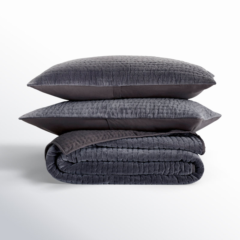Chambord 3 Piece Reversible Quilt Set, Queen Quilt + 2 Standard Shams, Dark Gray