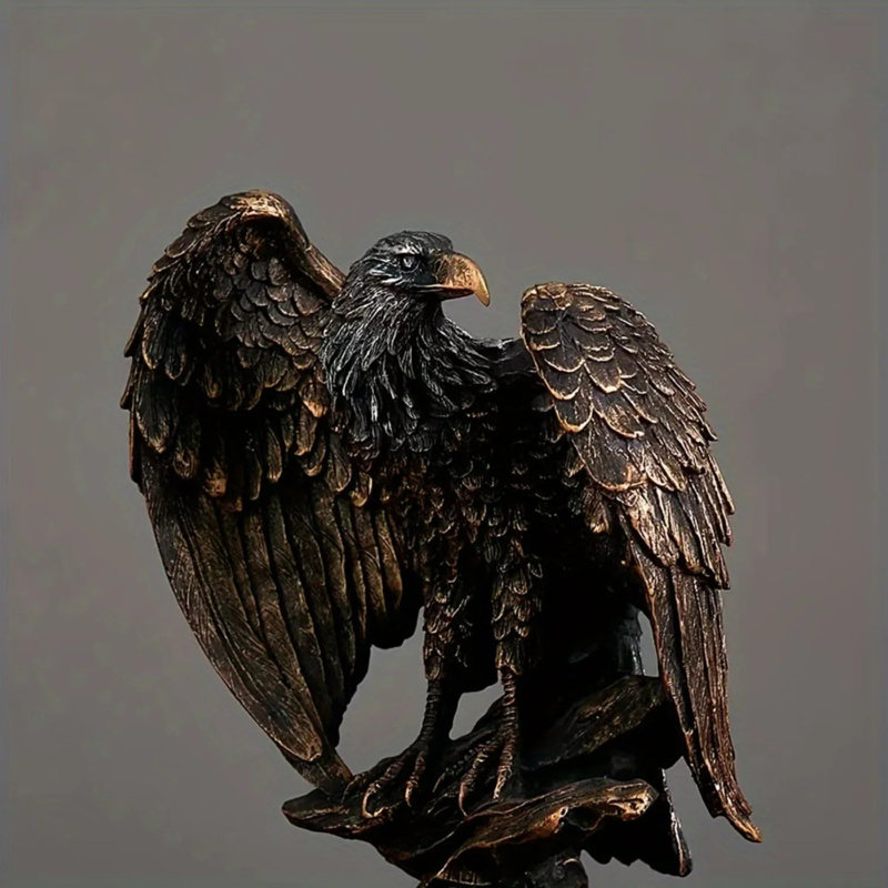 Eagle Statue Decor For High-End Office & Living Room Art