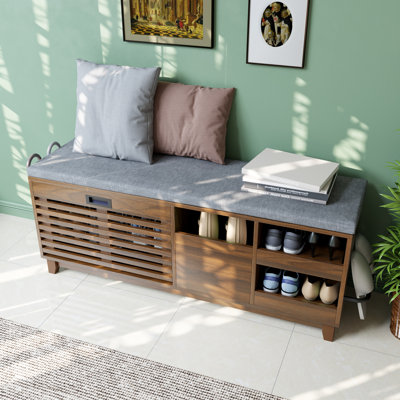 Banc de rangement pour chaussures avec tiroir rabattable et coussin, banc d'entrée 47,2 po avec 2 tablettes coulissantes et rangement semi-ouvert, banc à chaussures avec support latéral pour couloir, chambre à coucher