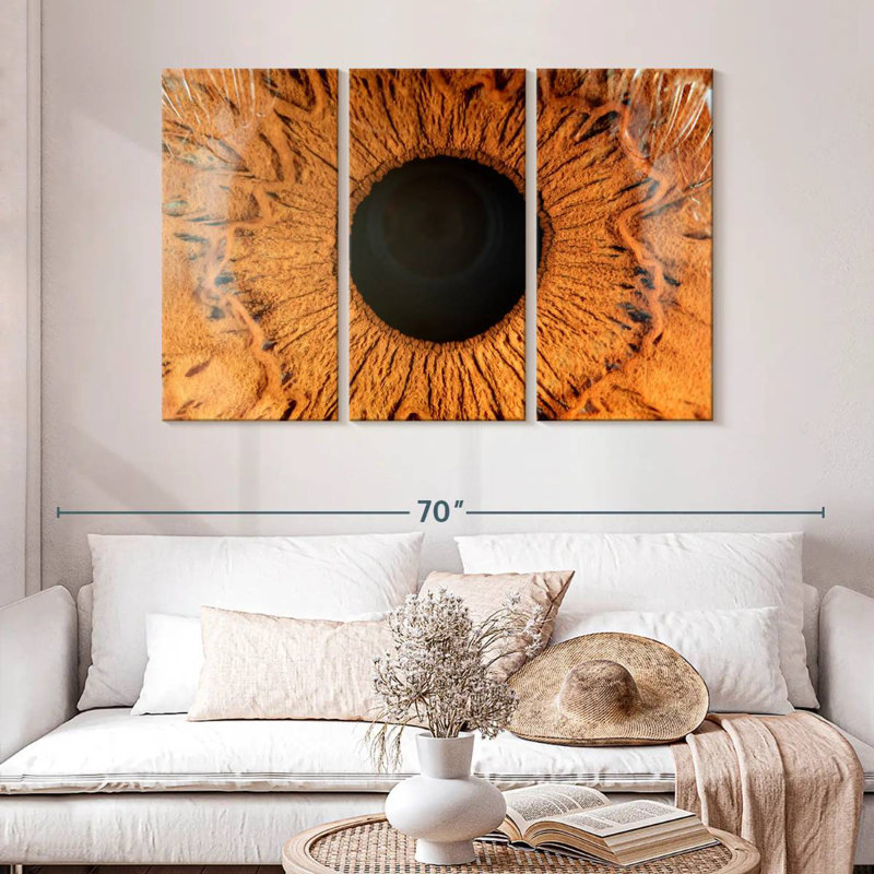 Alcaraz Brown Iris, 32" H x 50" W
