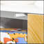 Buffet à 3 portes avec motif à chevrons, tablette réglable et pieds en métal pour des solutions de rangement modernes