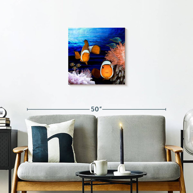 Crowle Sea Creatures Clown Fish, 20" H x 20" W