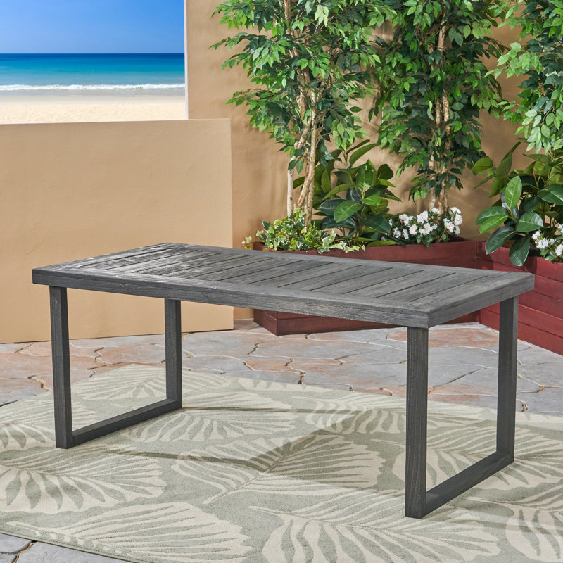 Table d'extérieur 69 po en bois gris sablé avec mouvement