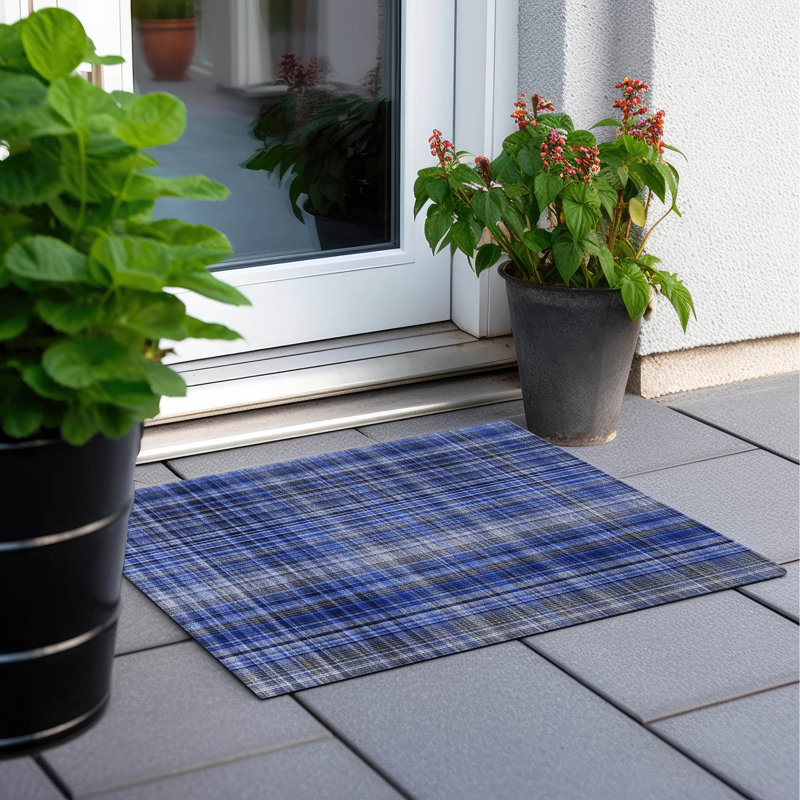 Tapis intérieur / extérieur Kinslee, Rectangle 1 pi 8 po x 2 pi 6 po