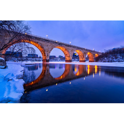 " Stone Arch Bridge "