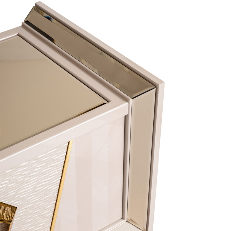 Carmela Media Console