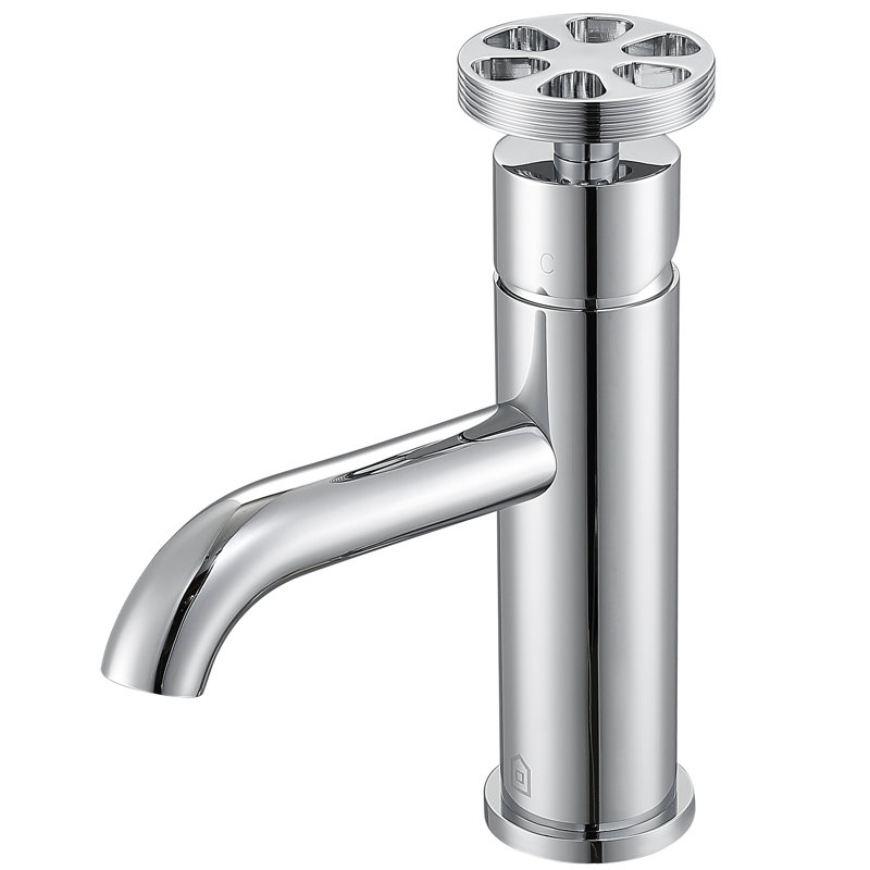 Nova Single-Hole Single-handle Bathroom Faucet, Chrome