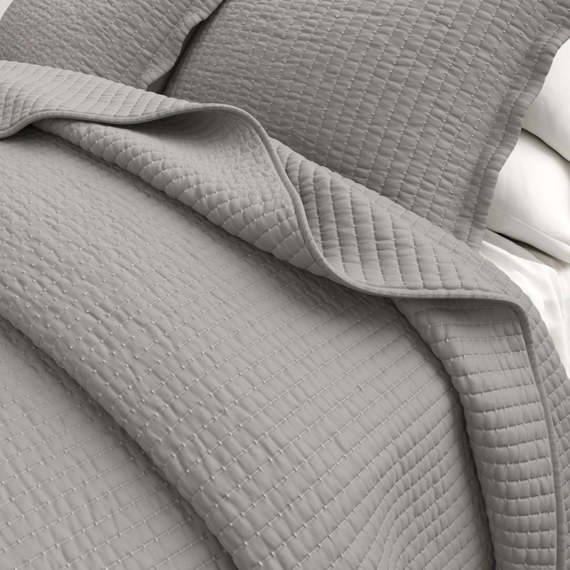 Modern & Contemporary Stripe Stitched Quilt Set with Shams, Ash Gray, Twin / Twin XL Quilt + 1 Standard Sham