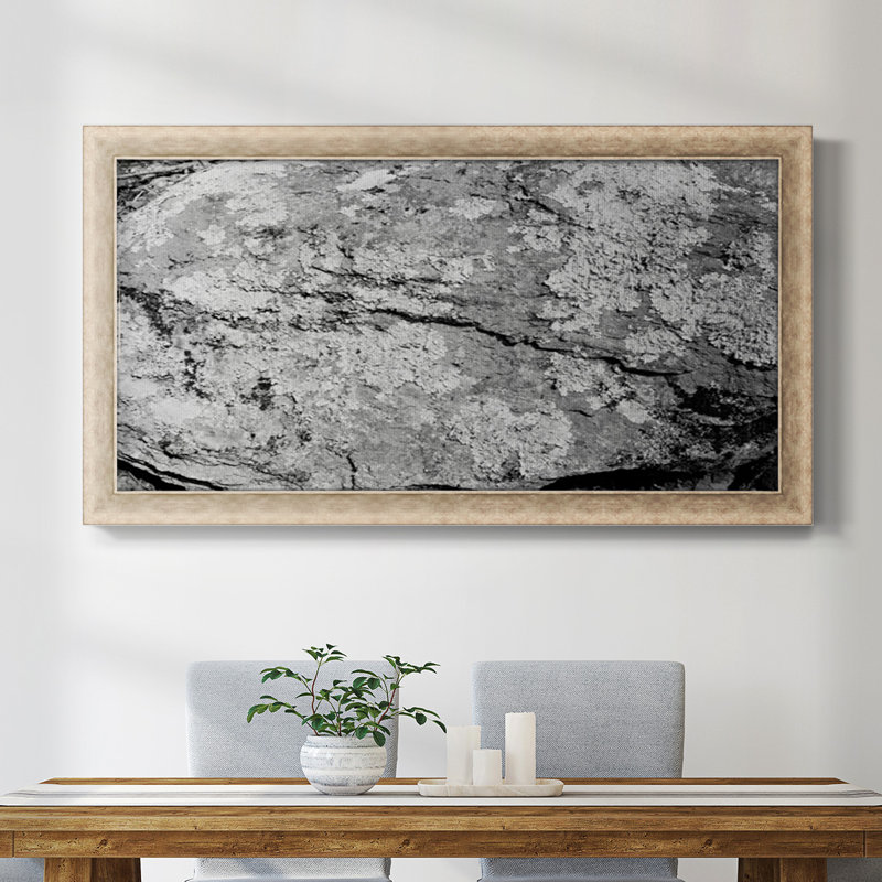 Found Textures seize, toile encadrée de qualité supérieure - prête à être accrochée, H 21 po x l 37 po x P 1,25 po