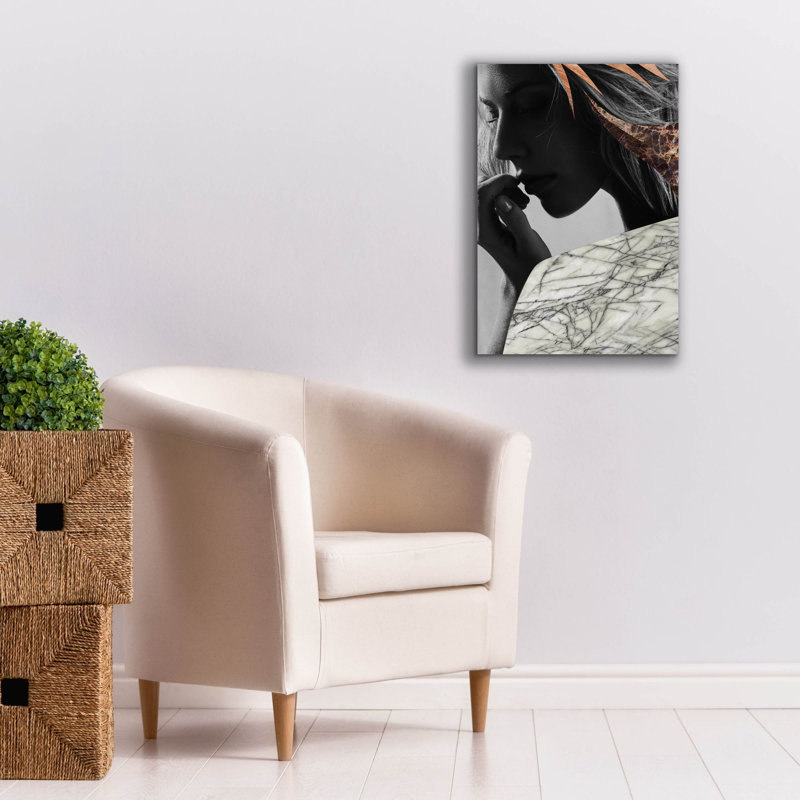 «Phase Two» par Design Fabrikken, estampe numérique sur toile, H 26 po x l 18 po x P 0,75 po