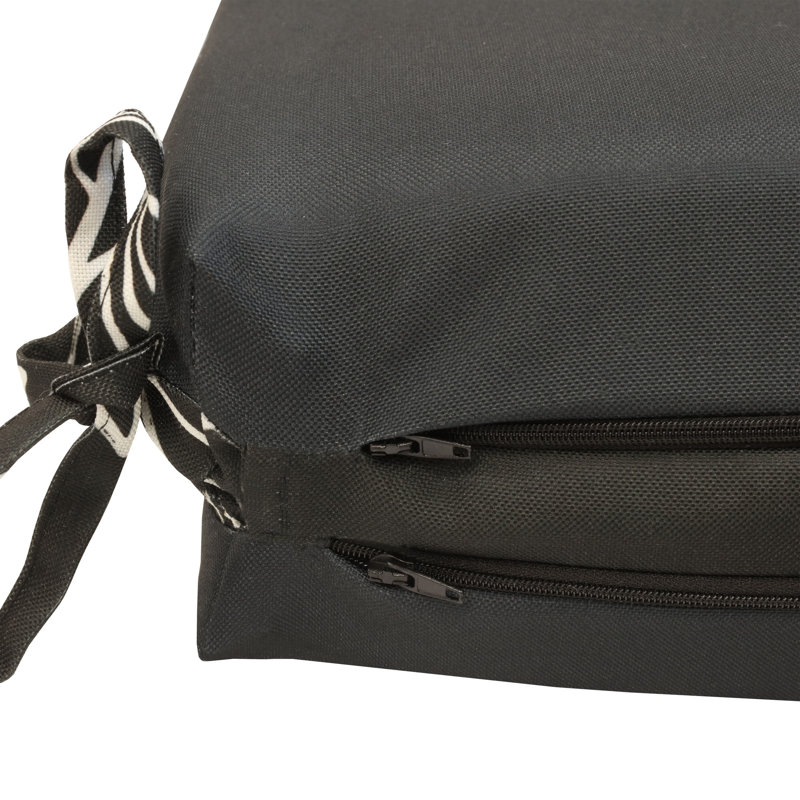 Coussin d'extérieur à haut dossier imprimé 19 x 42 en noir et blanc