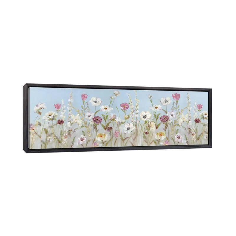 «Spring Blooms» par Sally Swatland, reproduction d'art panoramique sur toile, H 12 po x l 36 po x 1,5 po, Cadre noir délavé