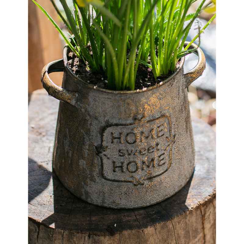 Loraina Handmade Metal Pot Planter