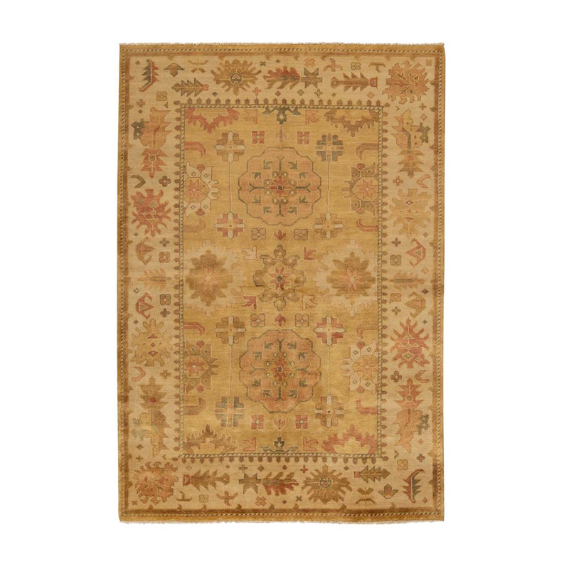 Tapis doré de haute qualité