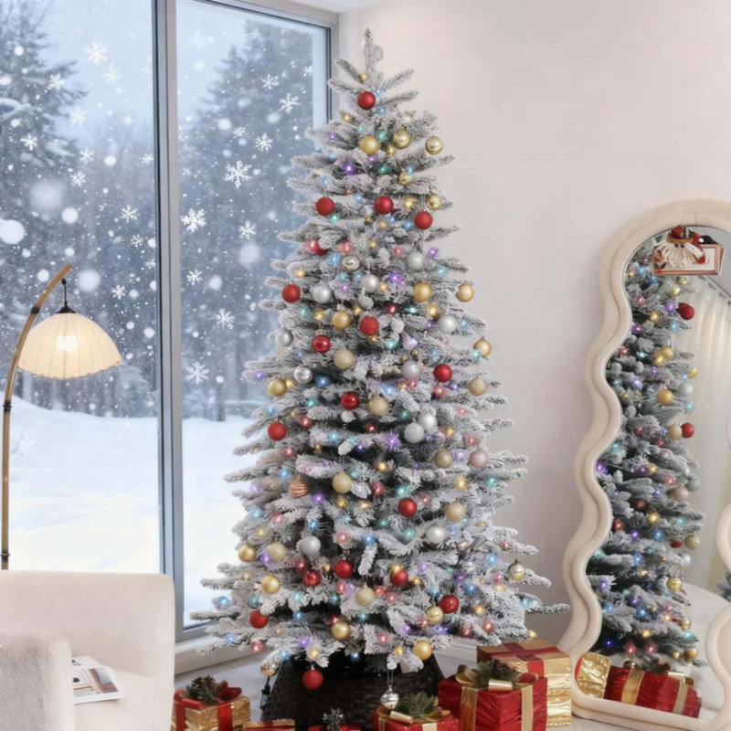 Arbre de Noël artificiel enneigé