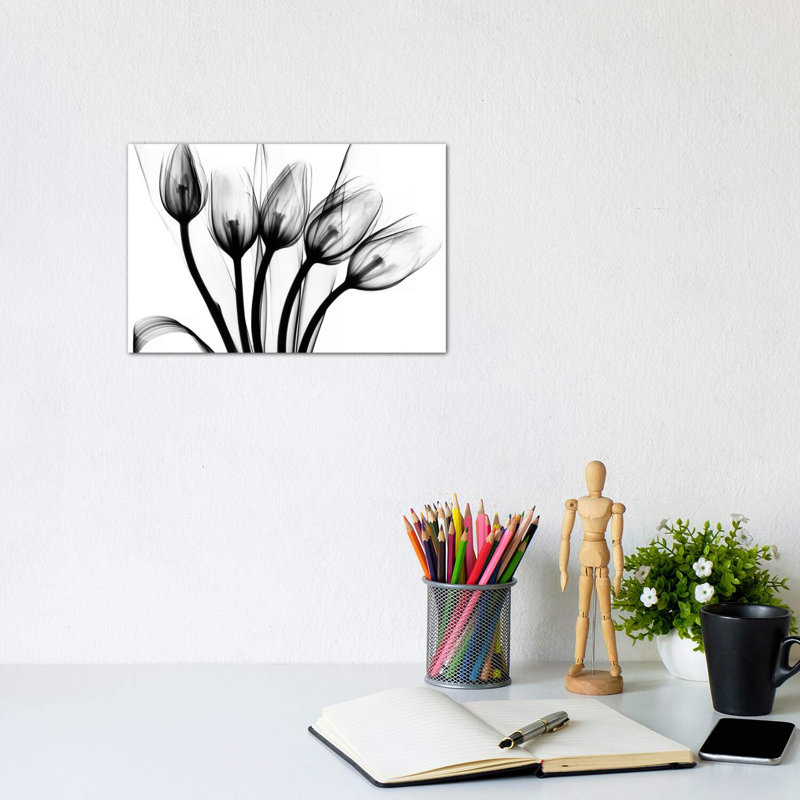 «Marching Tulips» par Albert Koetsier - impression d'art graphique, H 8 po x l 12 po x P 0,75 po, Toile tendue