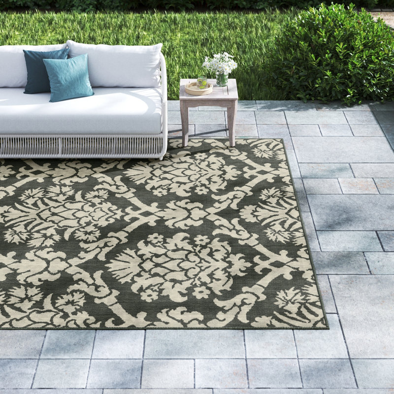 Crawford Oriental Indoor / Outdoor Rug, Rectangle 6'7" x 9'2"