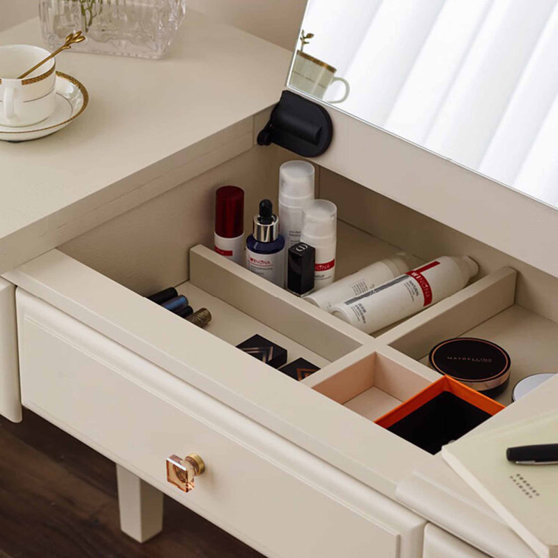 Torres Vanity