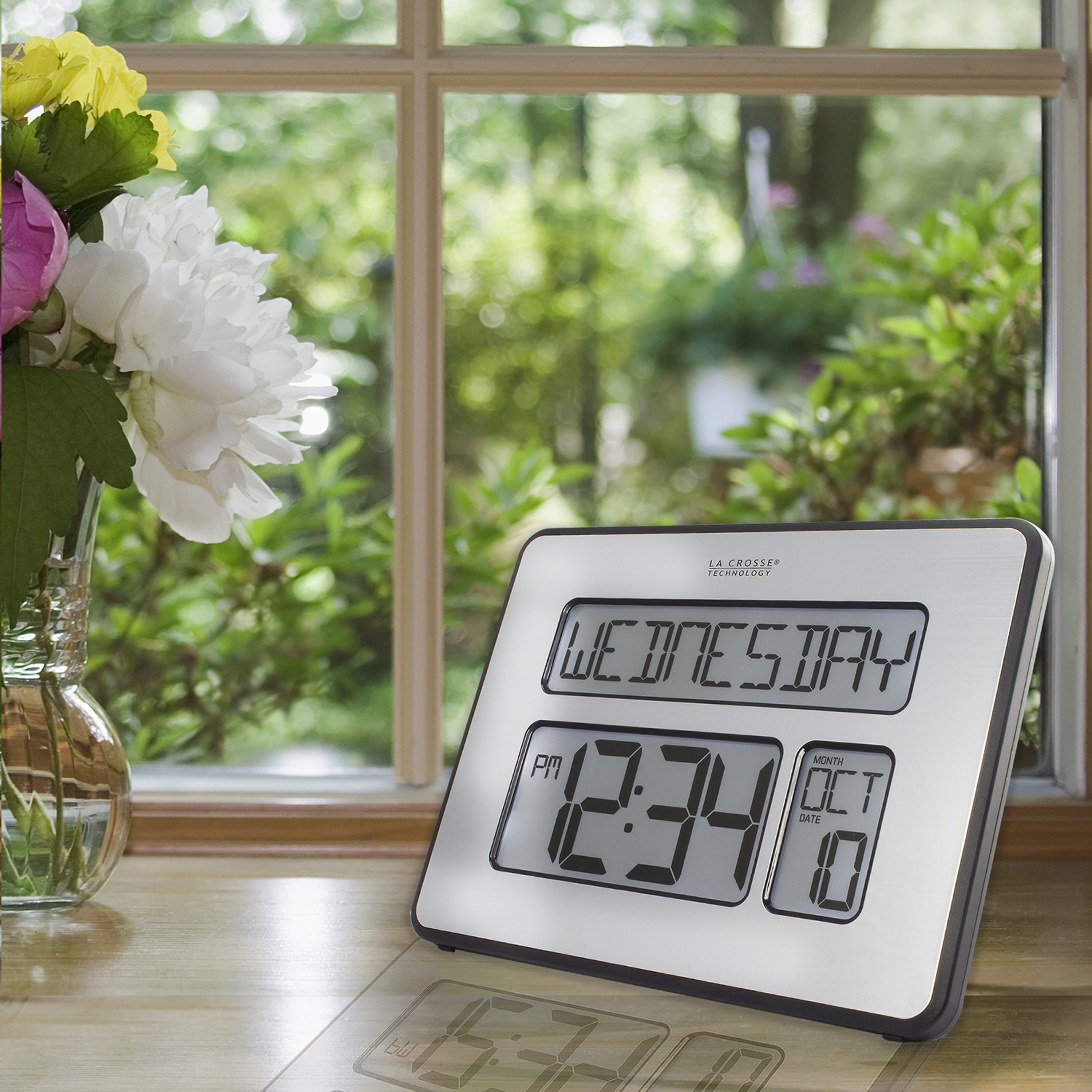 Latitude Run® Digital Atomic Calendar Clock with Backlight & Reviews ...