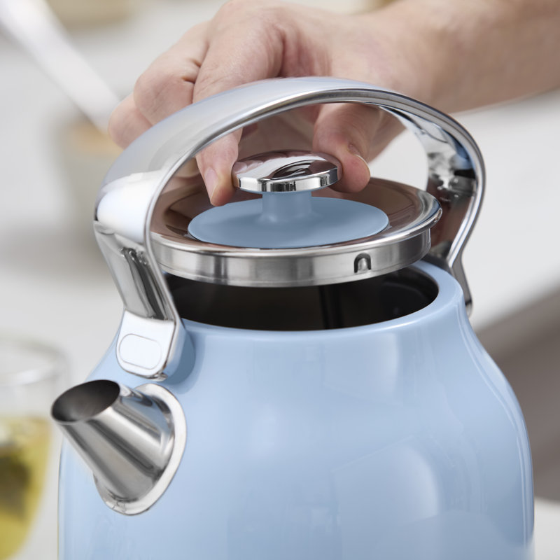 ​​Swan SK14631C Retro Traditional Kettle, Rapid Boil, Removable Limescale Filter, Easy Pour, 360 Degree Base, Water Indicator Window and Boil Dry Protection 1.7L, 3KW