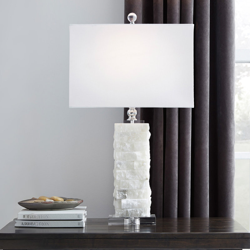 Lampe de table 27" Carreras