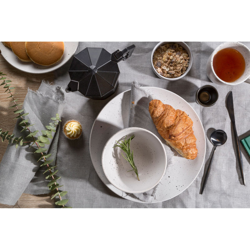 Danna 16 Piece Cutlery Set, Service for 4, Matte Black