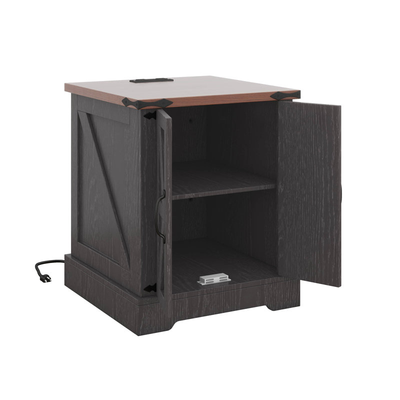 Table de bout Farmhouse avec station de charge, table de chevet en bois rustique avec tablette réglable, table d'appoint polyvalente en noyer de 19,6 po avec portes de grange