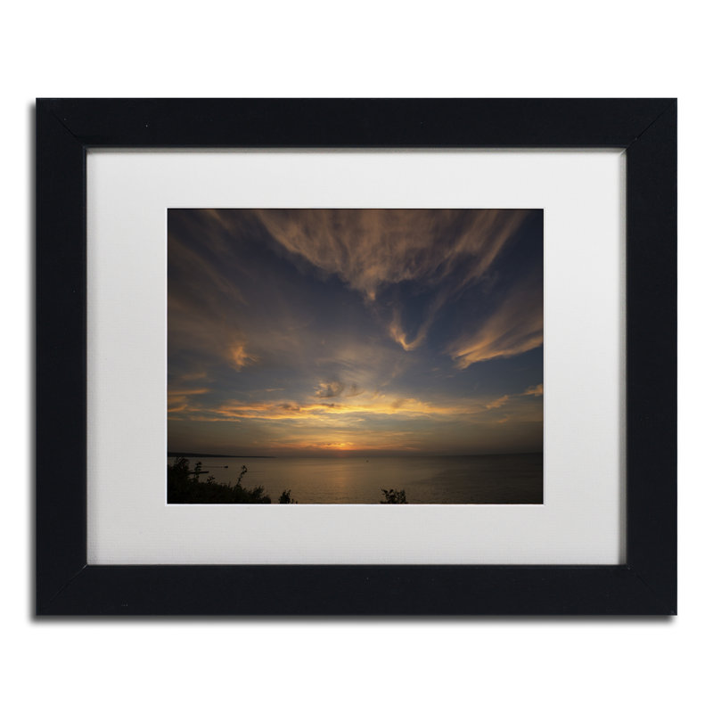 Reproduction de photo encadrée "une autre magnifique" erie par kurt shaffer, H 11 po x l 14 po x P 0,5 po, Blanc