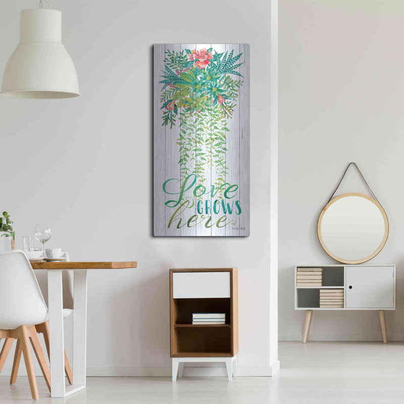 «Love Grows Hanging Plant» par Cindy Jacobs, art mural en métal, H 48 po x l 24 po