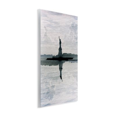 Statue Of Liberty Reflection Wall Plaque, design by Robin Vandenabeele