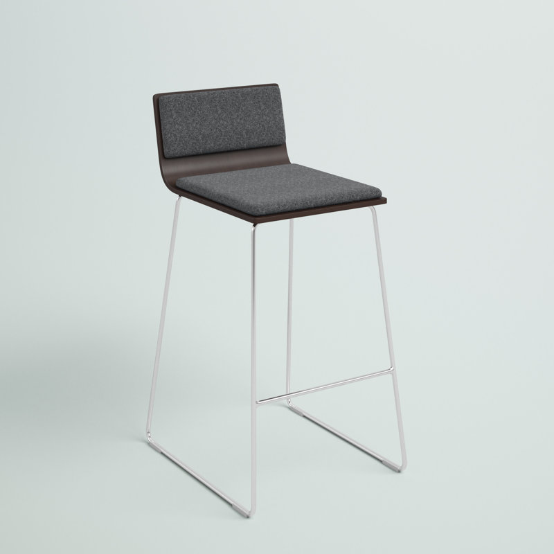 Tabouret de bar et de comptoir Seguin, Noyer américain, Gris foncé, Tabouret de comptoir (assise de 24 po de hauteur)
