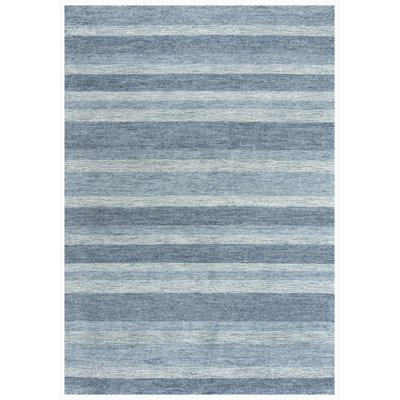 Tapis rayé bleu en laine touffeté à la main Overbury