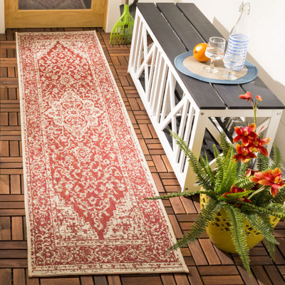 Danya Oriental Red/Cream Indoor / Outdoor Area Indoor/Outdoor Area Rug
