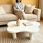 Table centrale unique en bois irrégulière, table basse Cloud de 40 po avec 4 pieds ronds, table basse mignonne pour appartement et salon-658074958