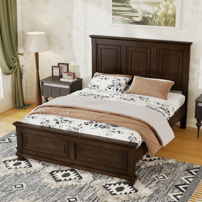 Grand lit de style traditionnel en bois de pin de 83,7 x 64,9 x 52,8 pouces, brun riche, avec tête de lit USB et cadre renforcé