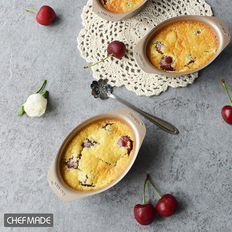 CHEFMADE 4 - Piece Classic Cake Pan