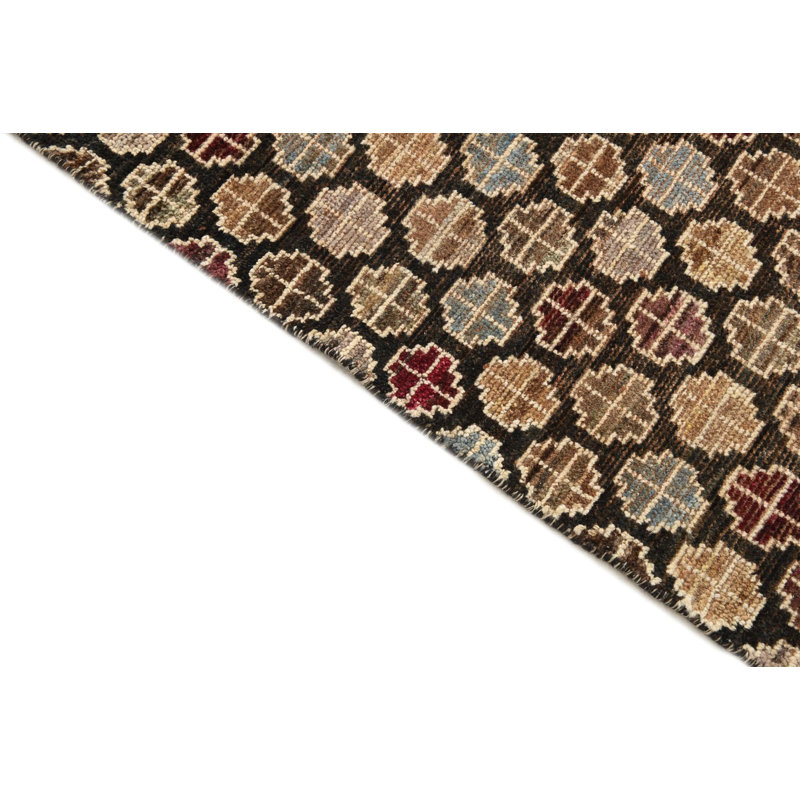 Iniguez Black Rug