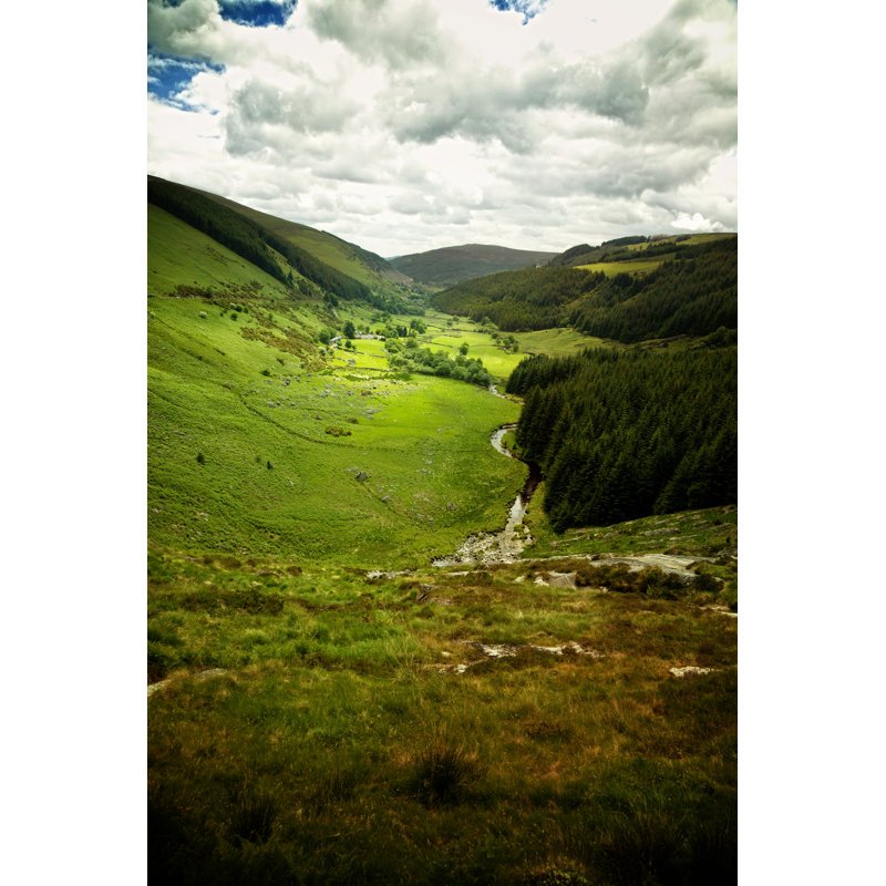 Green Valley in Ireland par Tomasworks, H 30 po x l 20 po