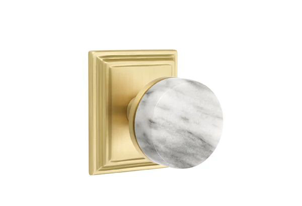 Mortaise intérieure Emtek Select avec rosette Wilshire et tige conique, bouton en marbre blanc (droite)