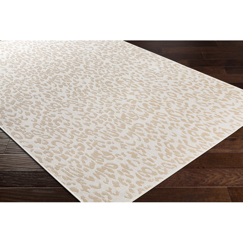 Animal Print Indoor / Outdoor Rug, Rectangle 5'3" x 7'