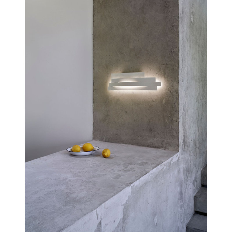Li 1 - Light LED Flush Mounted Sconce, 6.1" H x 20.3" W x 2.6" D, White