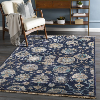 Flyn Viscose Floral Indoor Rug