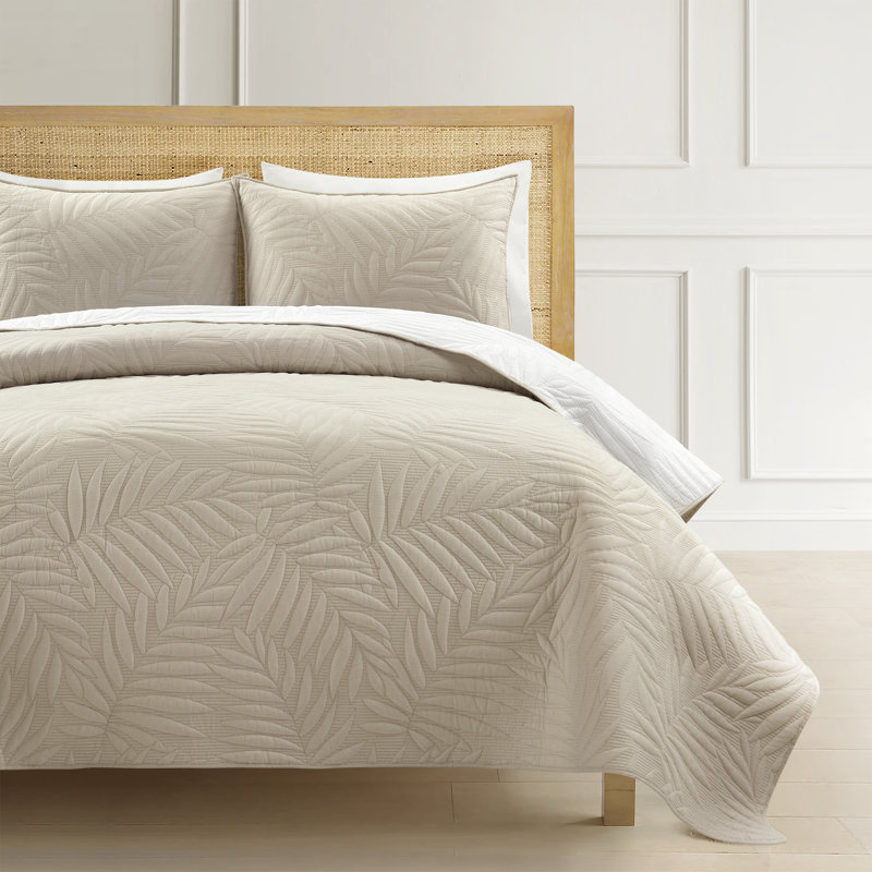 Bedding, King Quilt + 2 King Shams, Beige